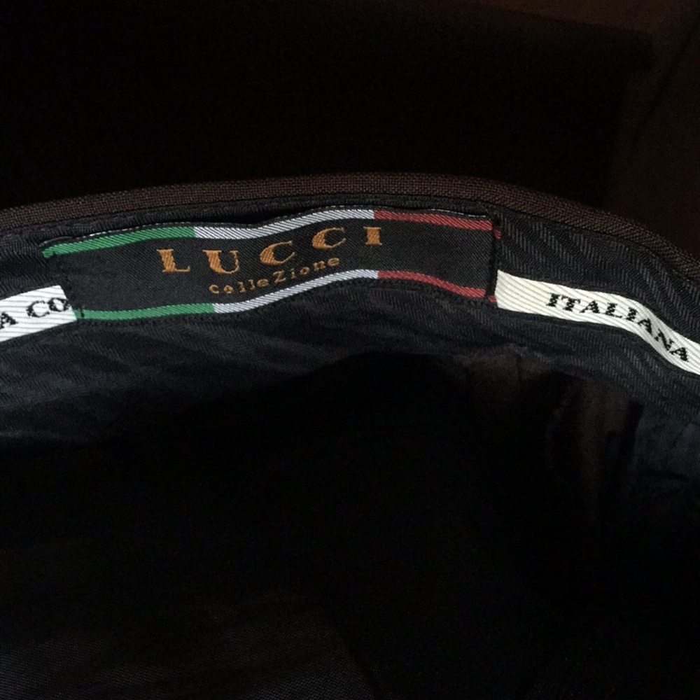 Suit - Picture 5 of 5